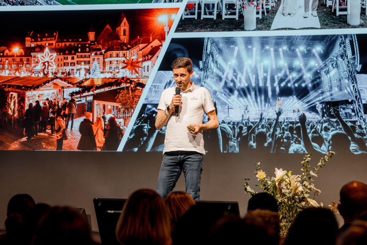 Fabio Donnaloia stellt sein Start-up job.rocks vor am Swiss HR Award 2024