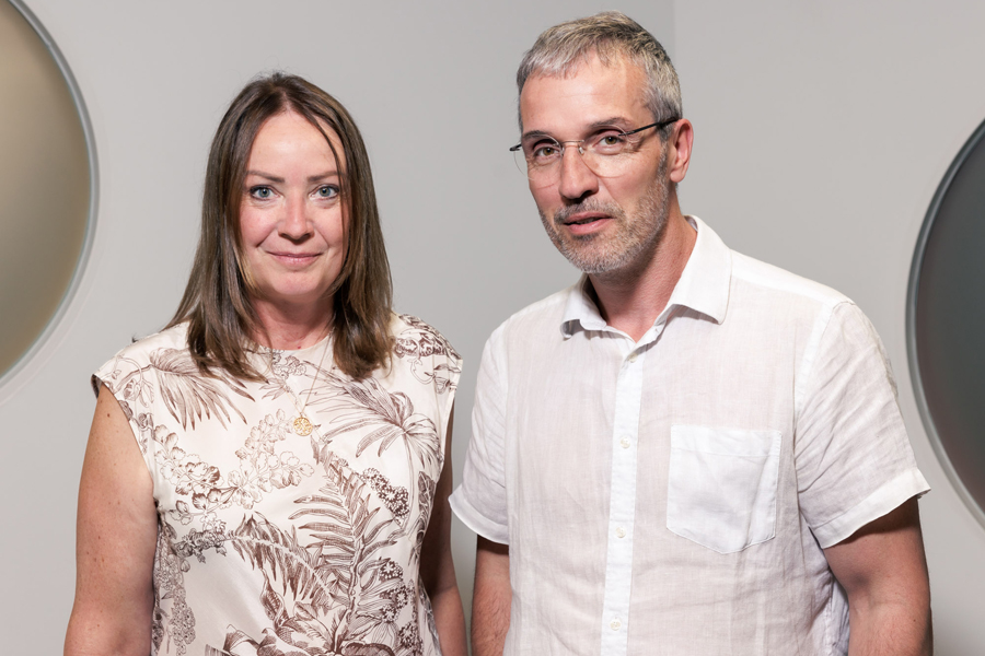 Valérie Ayer et Xavier Ganioz, médiateurs de l'Espace Collaborateurs du CHUV