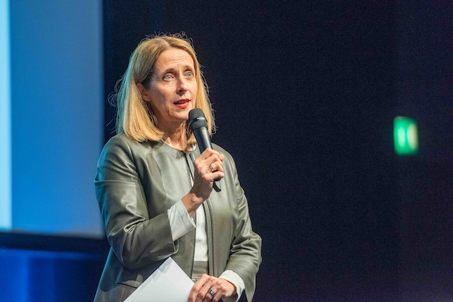 Sabine Bianchi moderierte den Ostschweizer Personaltag 2024 in der OLMA-Messe in St. Gallen