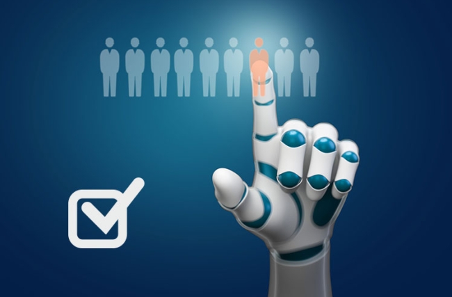 Eine Roboterhand zeigt auf eine Person