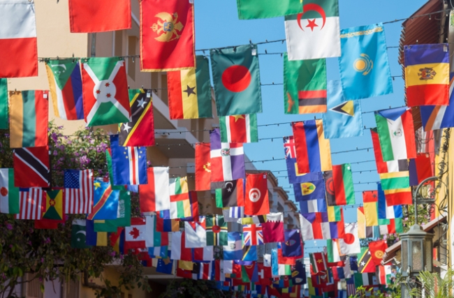 drapeaux_pays_unsplash.jpg