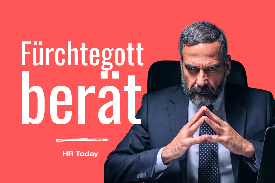 Ein Bild mit leuchtend rotem Hintergrund. Auf der linken Seite steht in großen, weißen Buchstaben der Text "Fürchtegott berät". Auf der rechten Bildhälfte ist ein Mann mit grauen Haaren und Vollbart in einem dunklen Anzug mit gepunkteter Krawatte abgebildet. Er sitzt in einem schwarzen Bürostuhl, blickt mit einem sehr strengen, intensiven Ausdruck direkt nach vorn und hält die Hände mit zusammengelegten Fingerspitzen vor sich. Am rechten Rand ist angeschnitten ein Laptop zu erkennen.