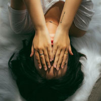 Perlen_Gesundheit_Stress_Überforderung_anthony-tran-unsplash_web.jpg