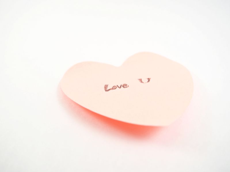 Love_123RF.jpg