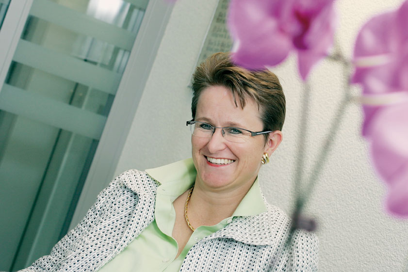 S.15_Portrait-Yvonne-Lang-Ketterer-05_09.jpg