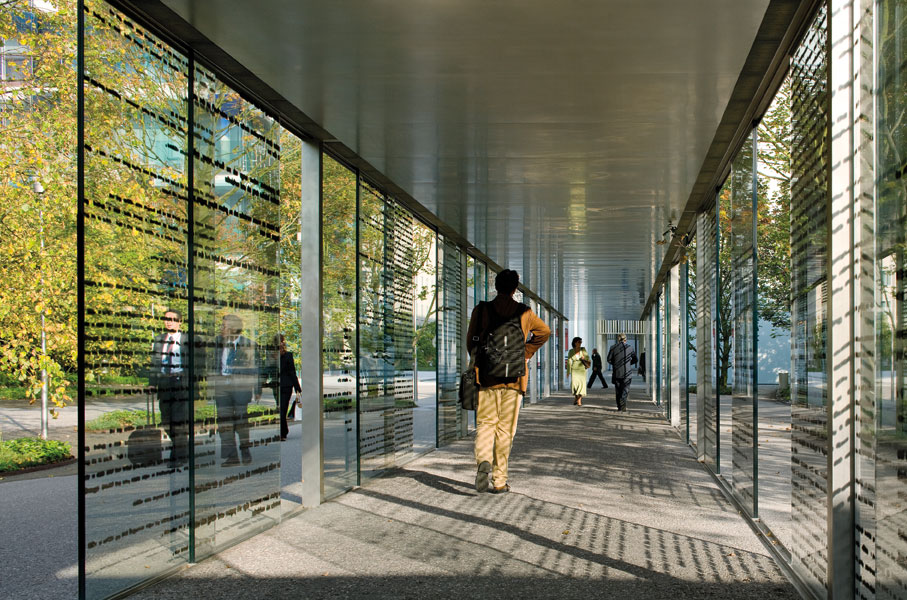 S.43_Arbeitswelten_Novartis-11_13.jpg