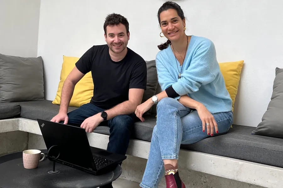 Gaspard Tertrais et Rébecca Renverseau, coauteurs de «Personne n'aime les RH - et il est temps que ça change!»