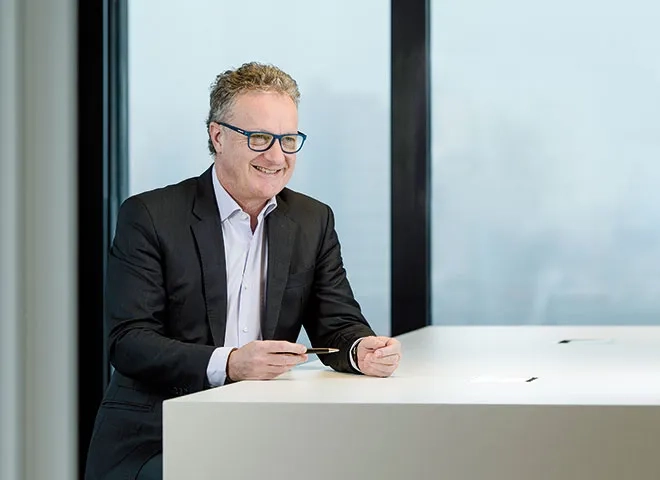 F S.08-09_CP_Yves-Andre-Jeandupeux_onenparle.jpg