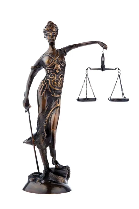 S.28_Justitia-ginasanders-2_2014.jpg