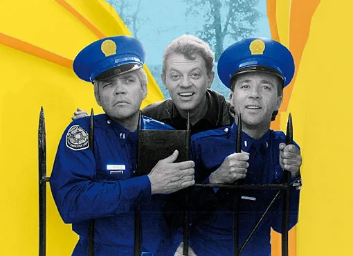 S.36_Police-04_08.jpg
