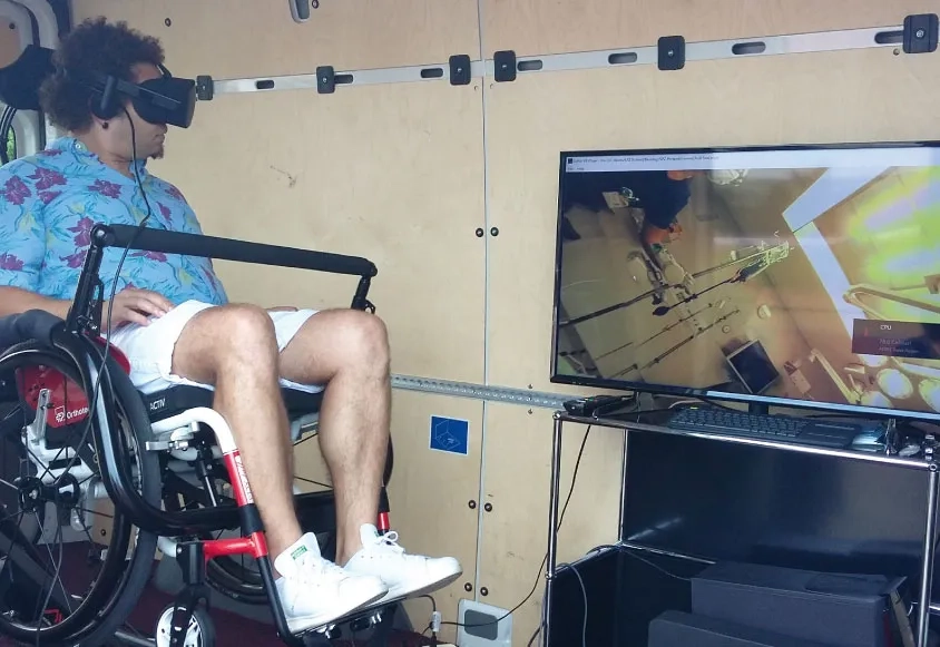 Virtual-Reality-Rollstuhl.jpg
